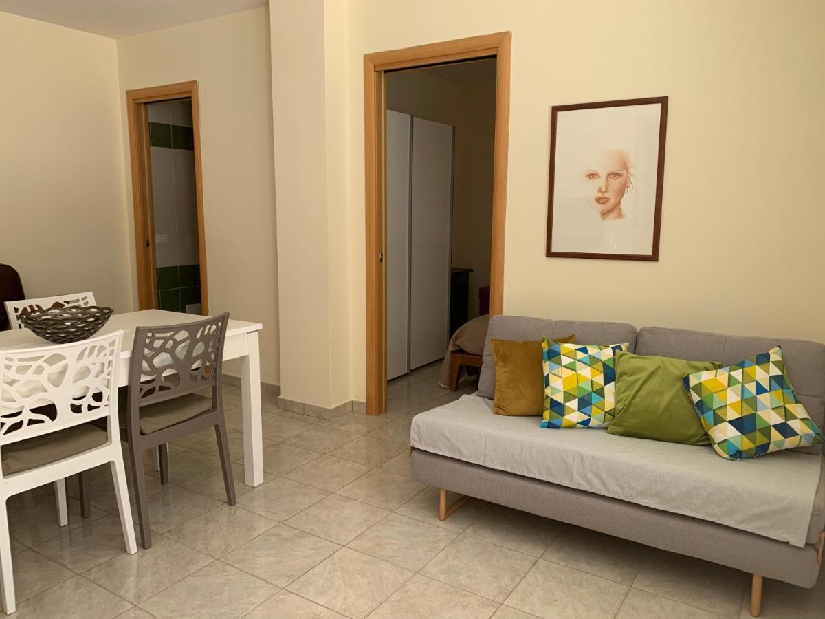 Appartamento In Villa A Policoro Buitenkant foto
