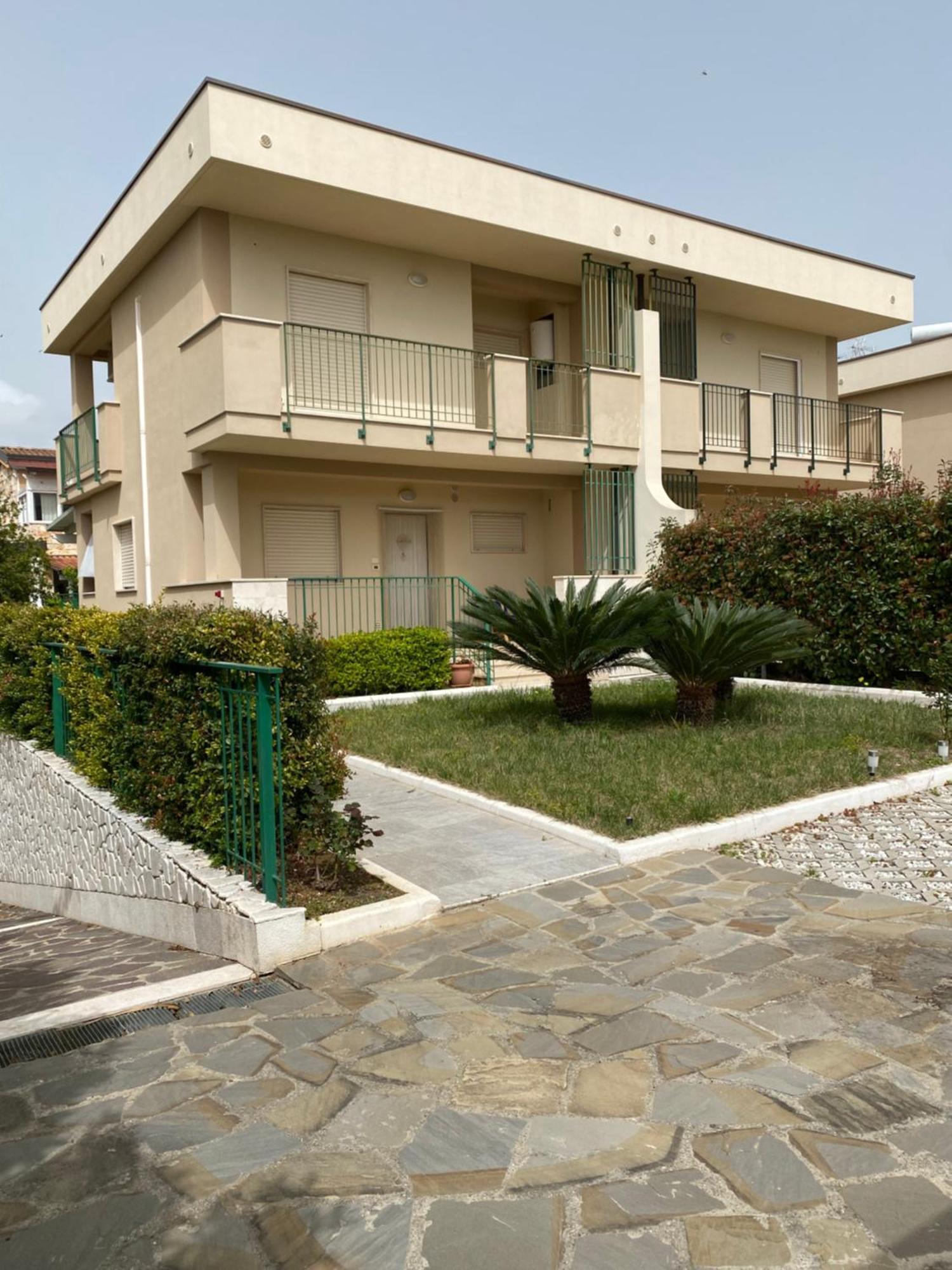 Appartamento In Villa A Policoro Buitenkant foto